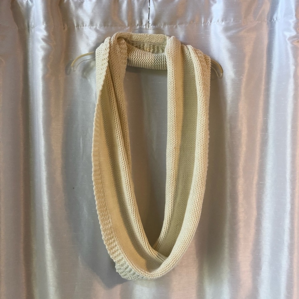 white knit infinity scarf